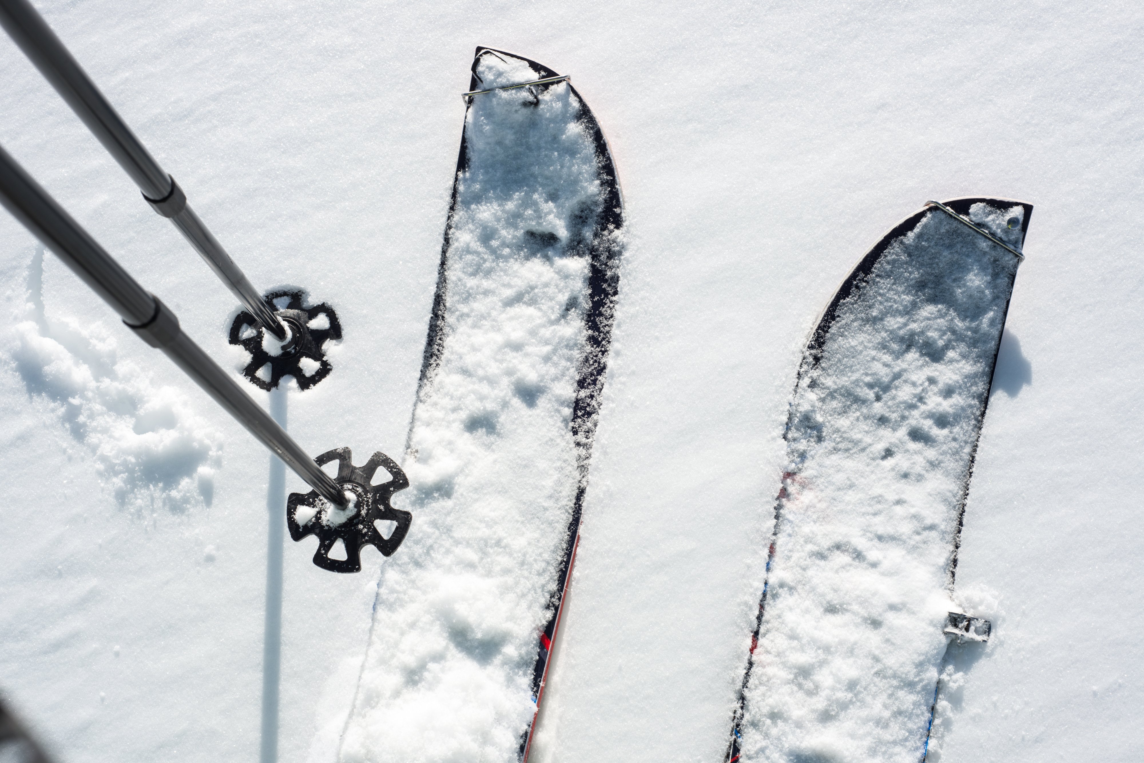 Cómo elegir los tipos de fijaciones de esquí
